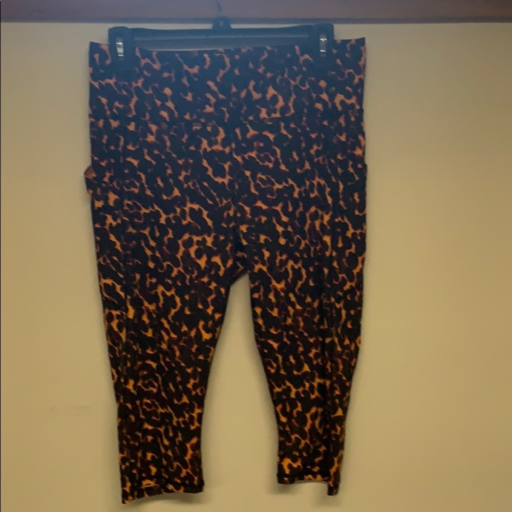 Fabletics Capri Legging